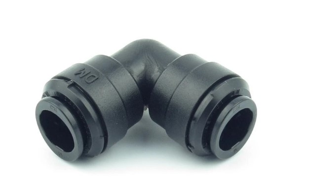 RACCORD COUDE 15mm